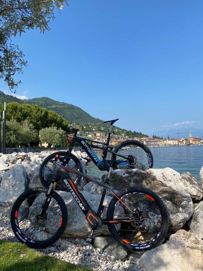 Bike Hotel Touring Gardone Riviera & Beach מראה חיצוני תמונה